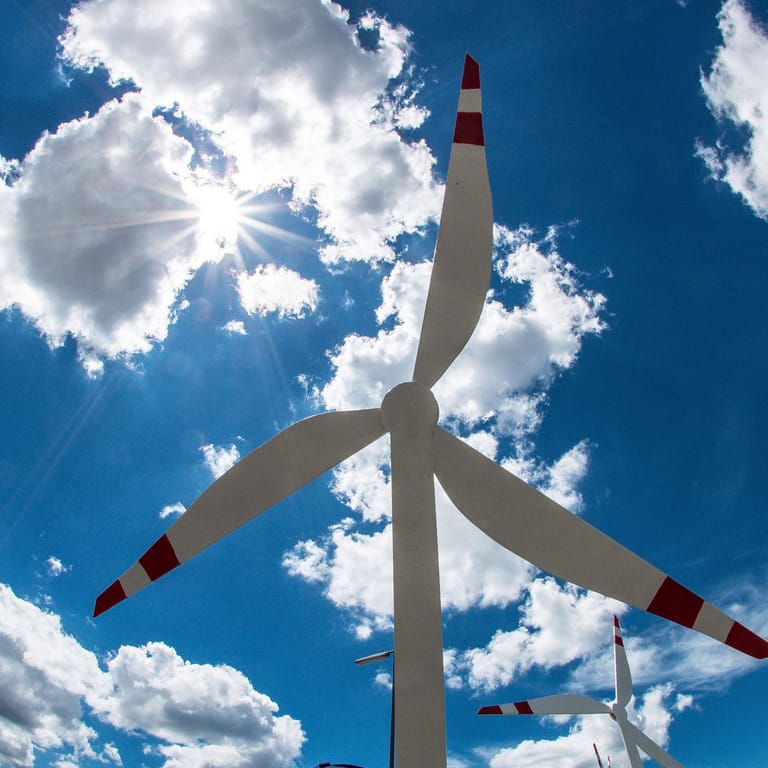 Technologie der Zukunft: Die EU will künftig noch mehr Energie aus Wind, Sonne und Wasser gewinnen.
