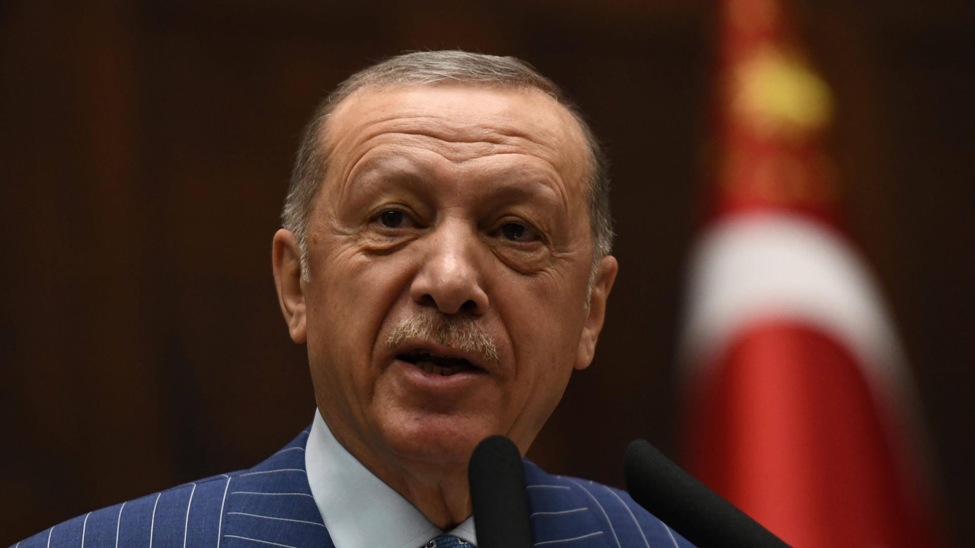 Erdogan bei einer Rede: Will er nur den Preis für seine Zustimmung hochtreiben?