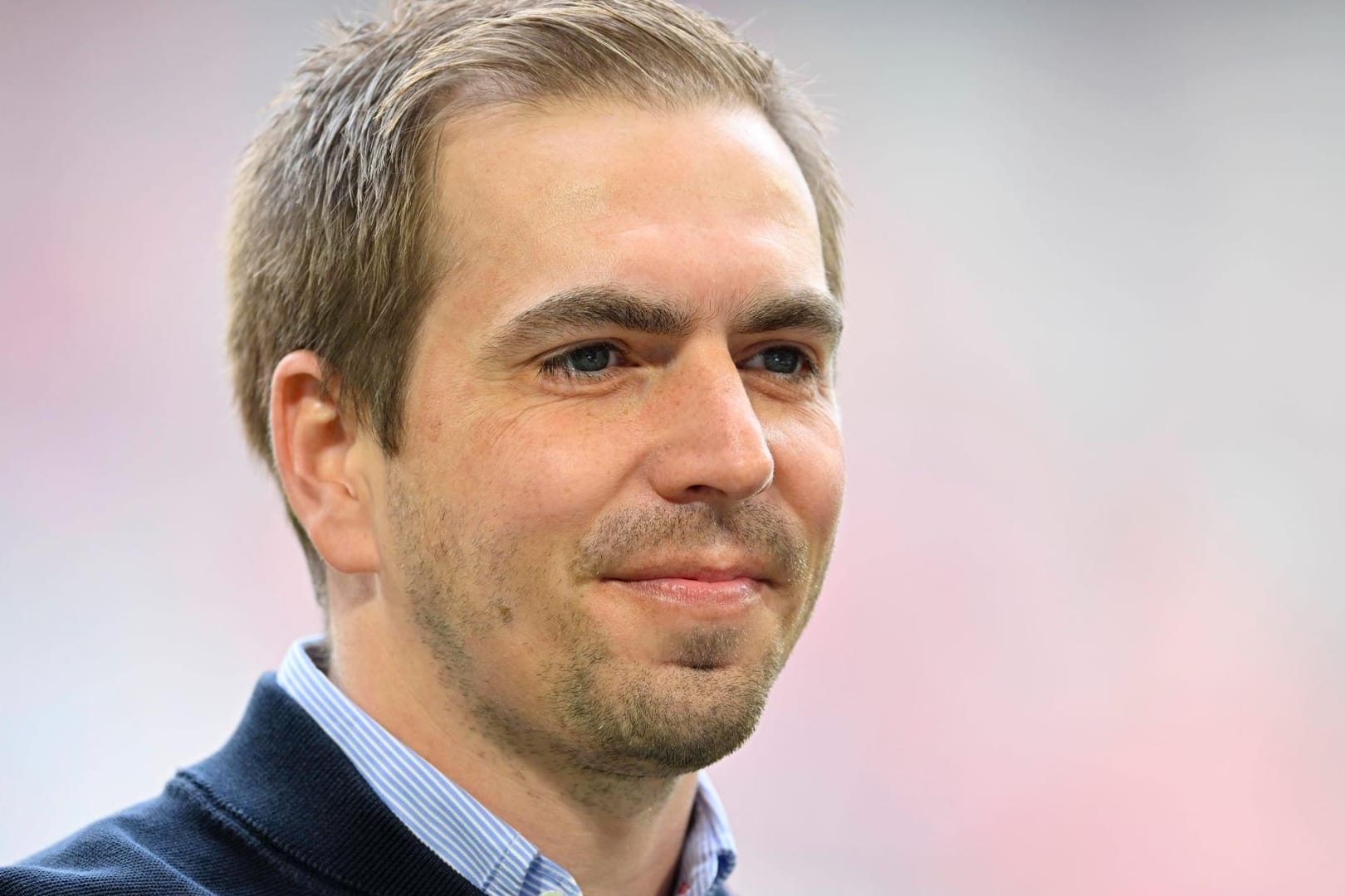 Philipp Lahm: Der frühere Nationalspieler freut sich über die Verpflichtungen von Mané und Götze.