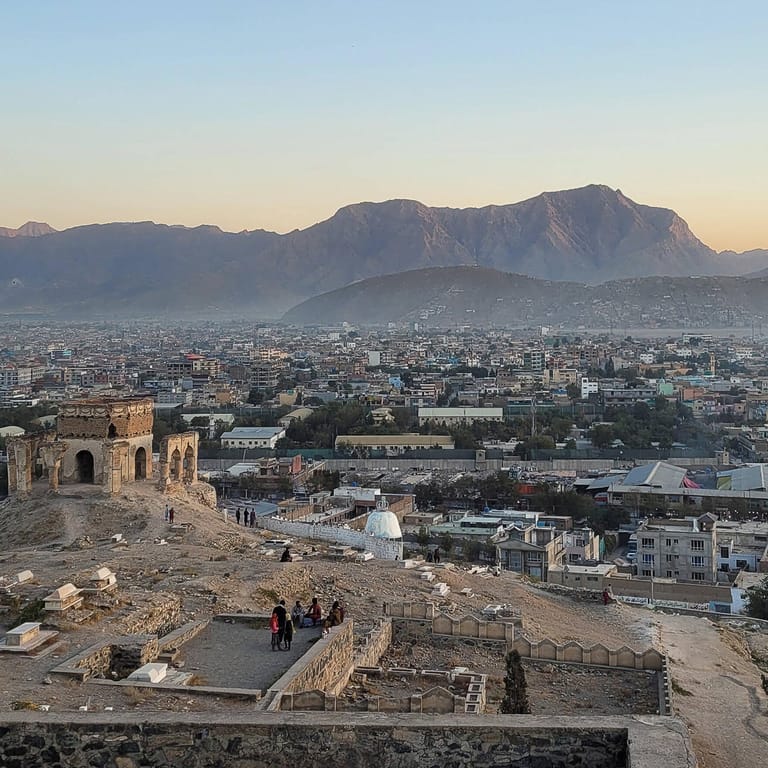 Blick über Kabul: In Afghanistan leben laut einer neuen Studie die unglücklichsten Menschen. (Symbolfoto)