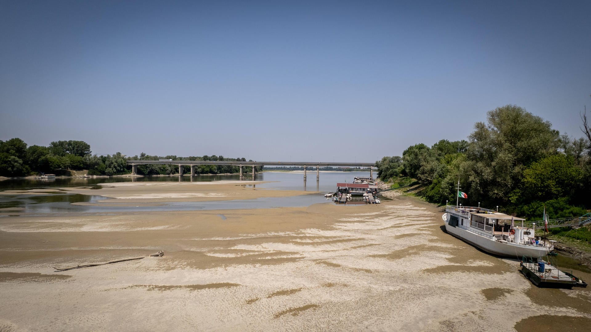 Im Fluss Po fehlt so viel Wasser wie seit 70 Jahren nicht mehr.