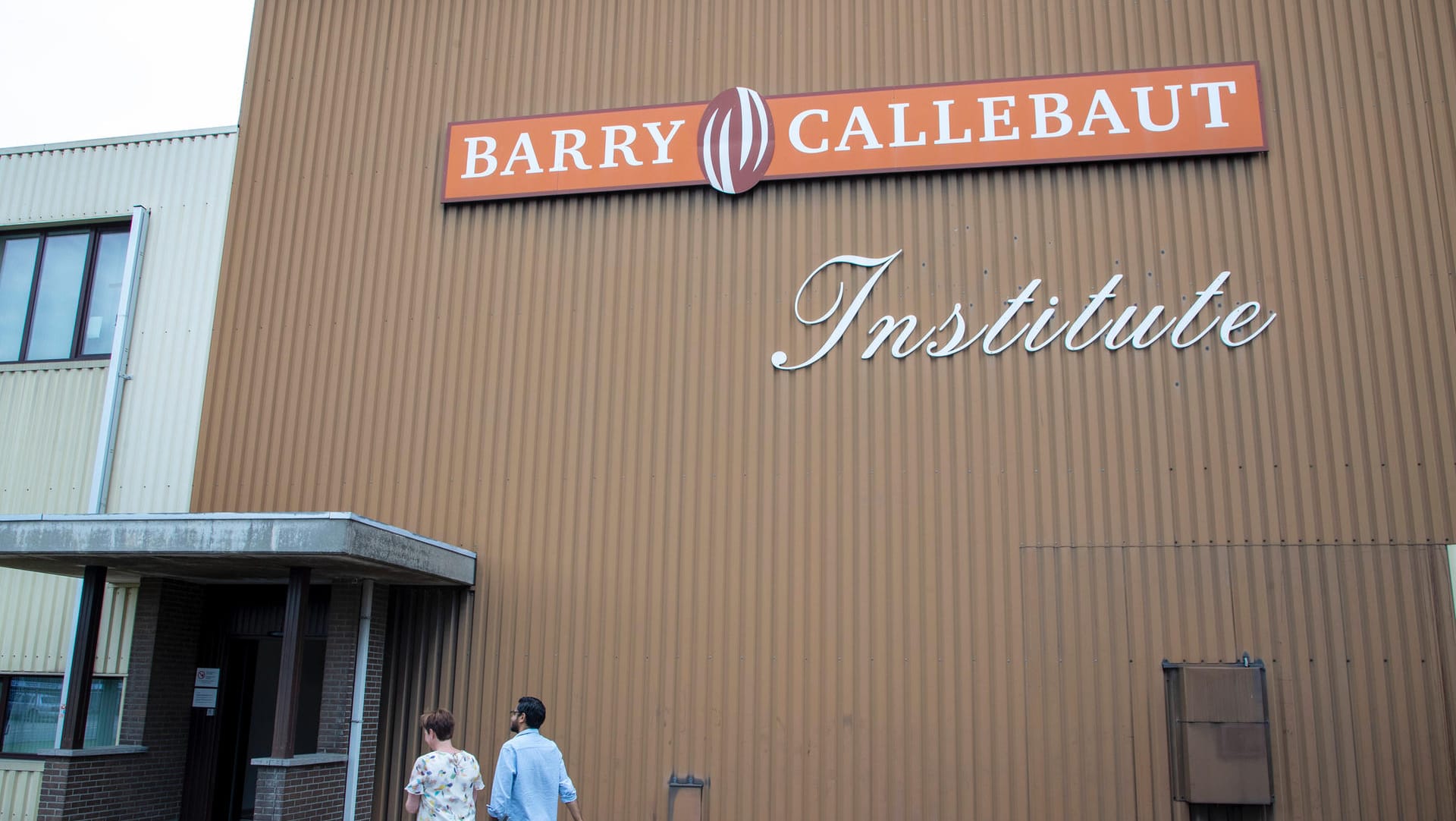 Produktionsstätte von Barry Callebaut im belgischen Wieze (Symbolbild): Das Werk muss wegen eines Salmonellen-Ausbruchs bis auf Weiteres geschlossen bleiben. Produktionsstätte von Barry Callebaut im belgischen Wieze (Symbolbild): Das Werk muss wegen eines Salmonellen-Ausbruchs bis auf Weiteres geschlossen bleiben.