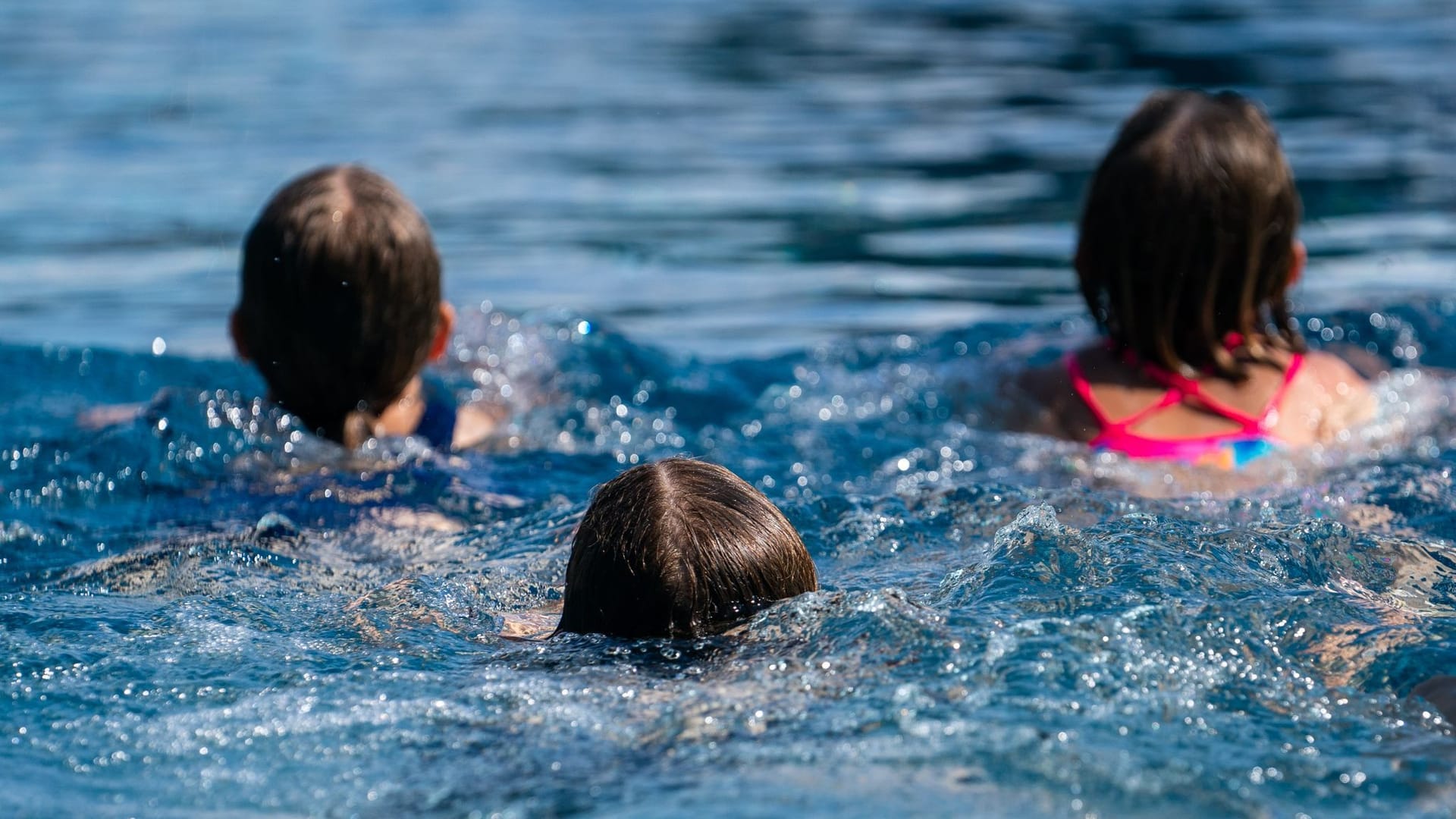 Die Freibadsaison wurde an vielen Orten eröffnet Die Freibadsaison wurde an vielen Orten eröffnet