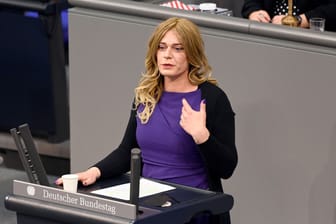 Tessa Ganserer im Deutschen Bundestag (Archivbild): Ihr politischer Schwerpunkt liegt in der Umweltpolitik.