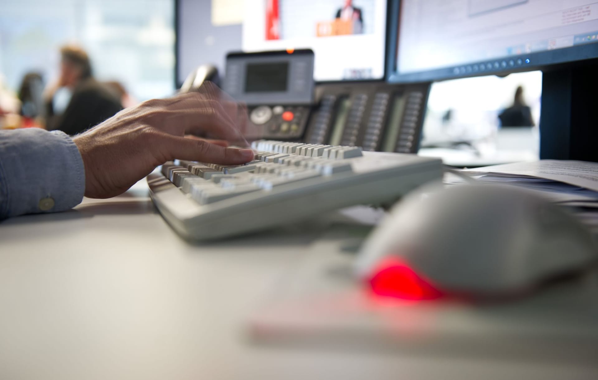 Arbeitsplatz mit Computer