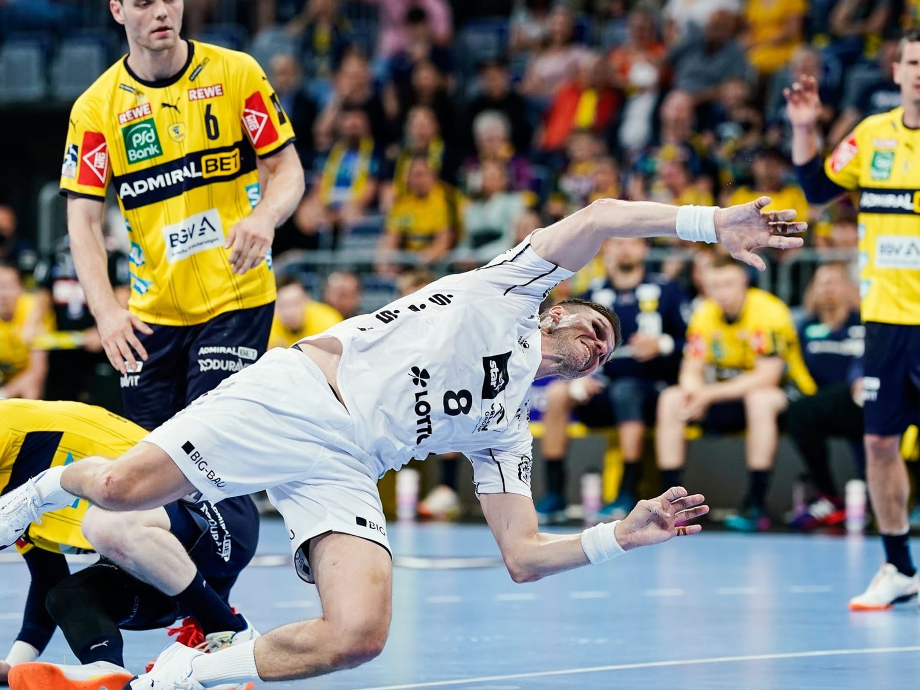 Handball-Bundesliga Sieg bei Löwen THW Kiel löst Königsklassen-Ticket