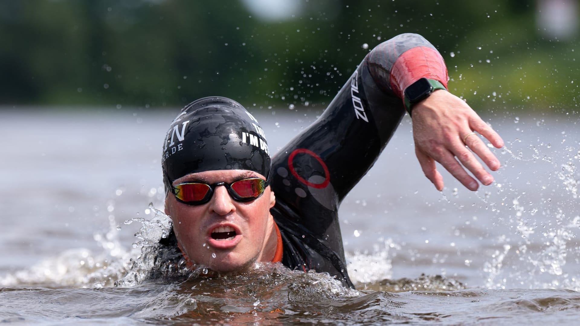 Chemnitzer will Rhein in nur 25 Tagen durchschwimmen