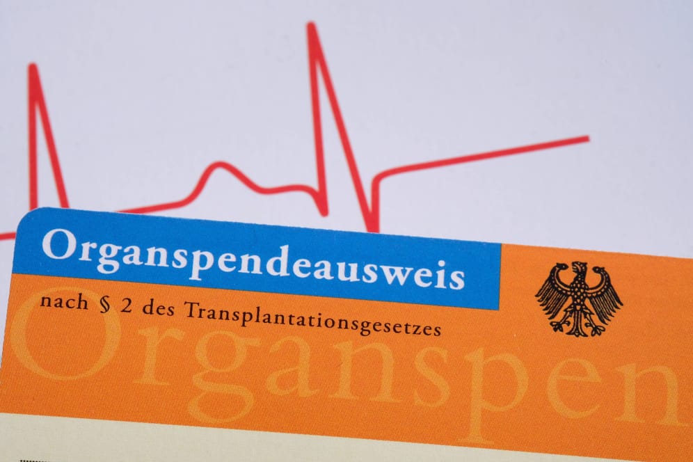 Organspenden in Deutschland (Archivbild): Derzeit ist die Einwilligung von Spendern oder deren Angehörigen Voraussetzung.