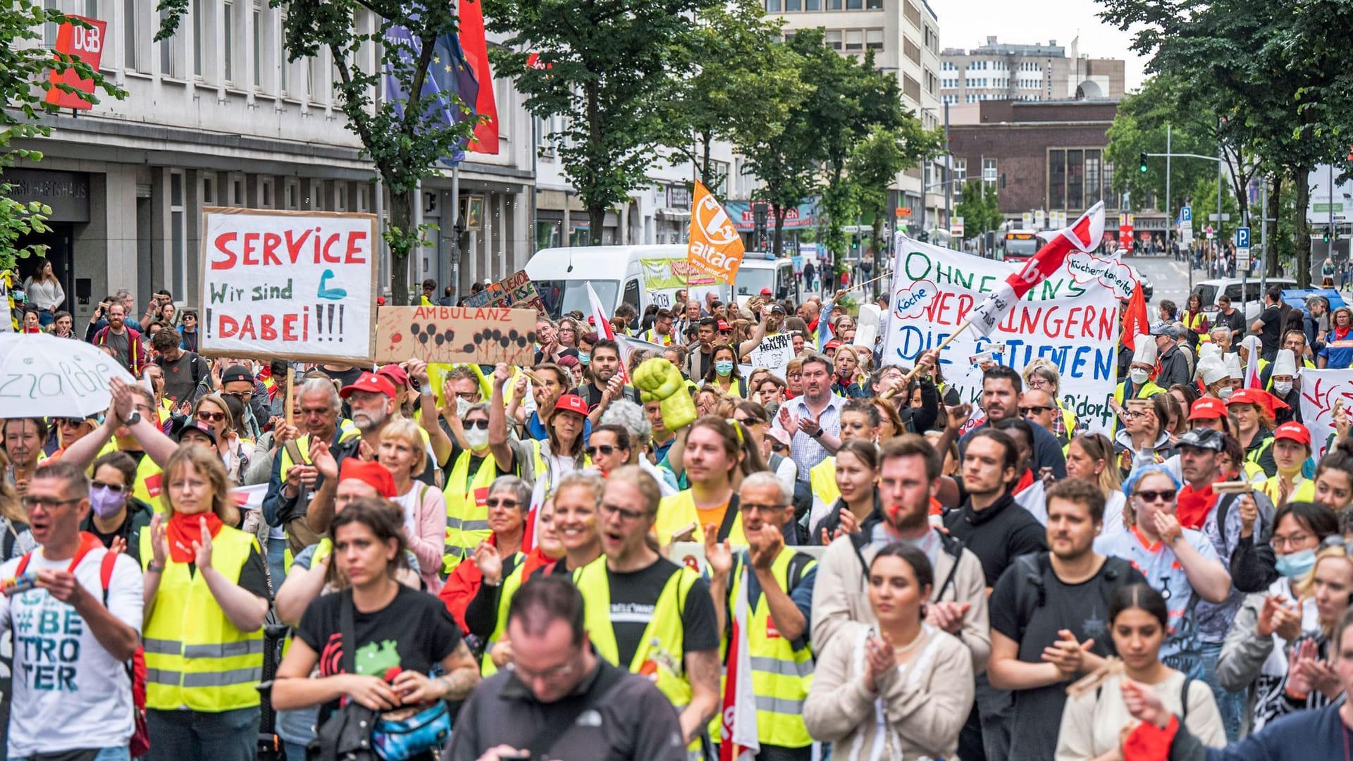 Proteste der Unikliniken - Düsseldorf
