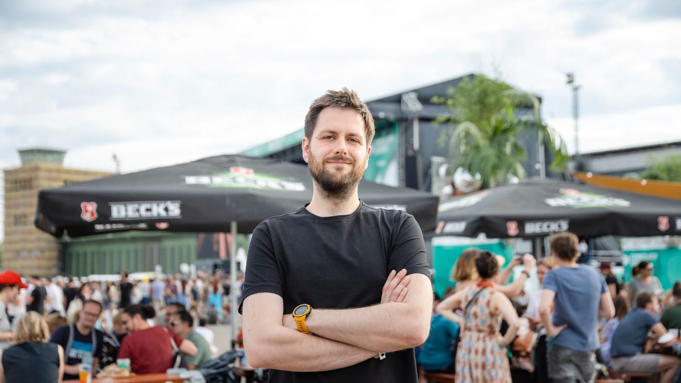 Jonas Rohde: Der Kommunikationschef des Veranstaltungsunternehmens hinter dem Festival, FKP Scorpio, freut sich über ein gelungenes Tempelhof-Sounds-Debüt.