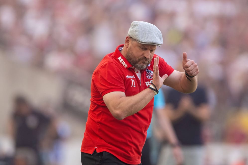 Steffen Baumgart bei einem Spiel des 1. FC Köln: Es ist nicht das erste Mal, dass der Trainer einen viralen Hit landet.