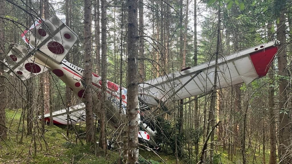 Ein abgestürztes Flugzeug bei Elmau in den bayerischen Alpen (Archivbild): Der Vorfall sorgte kurz vor dem G7-Gipfel für Aufregung.