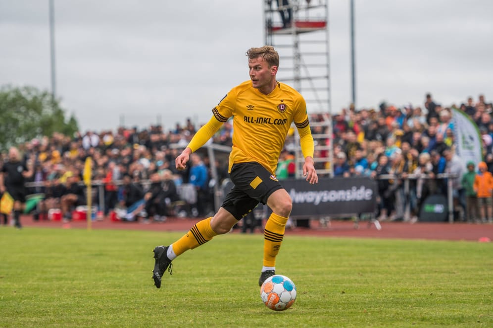 Christoph Daferner bei Dynamo Dresden (Archivbild): Der Stürmer spielt in der neuen Saison für den 1. FC Nürnberg.