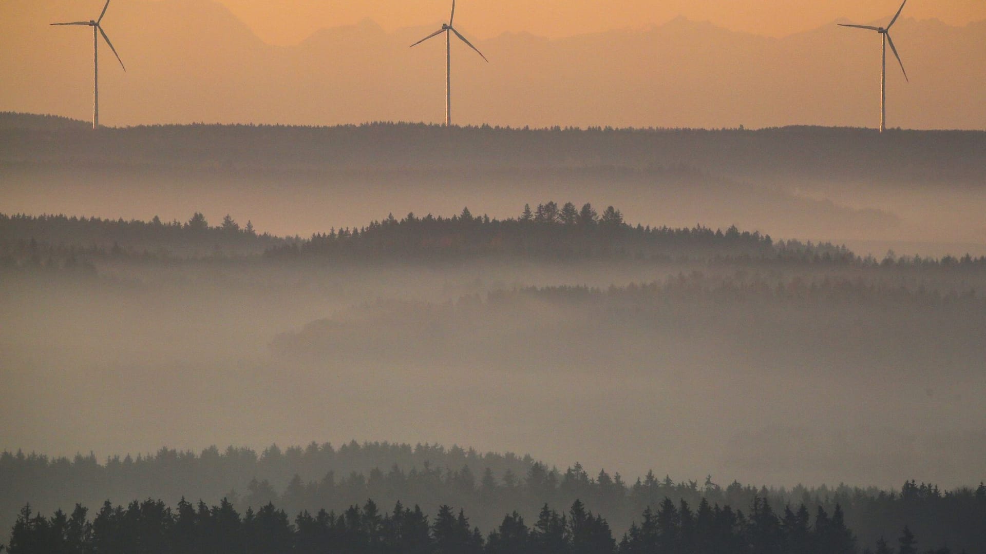 Windräder am Horizont Windräder am Horizont