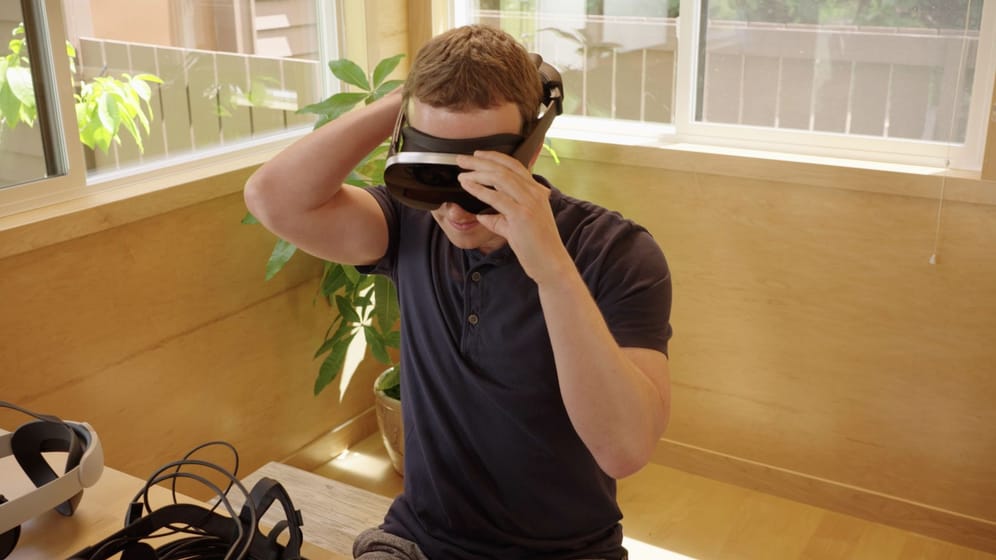 Facebook zeigt Prototypen für dünnere VR-Brillen
