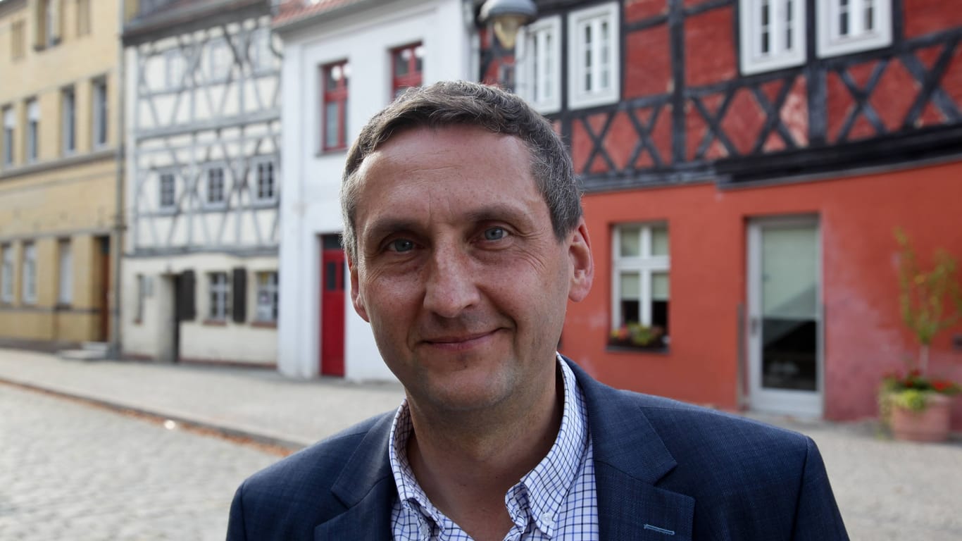 Bürgermeister von Treuenbrietzen, Michael Knape (Archiv): Schon zum zweiten Mal war seine Gemeinde von einem großen Waldbrand betroffen.