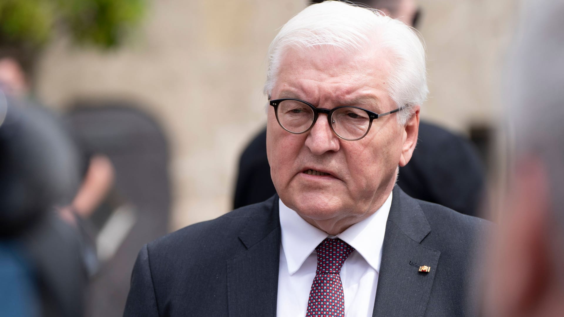 Bundespräsident Frank-Walter Steinmeier spricht (Archiv): Er zeigt sich bestürzt über den Vorfall in Berlin.