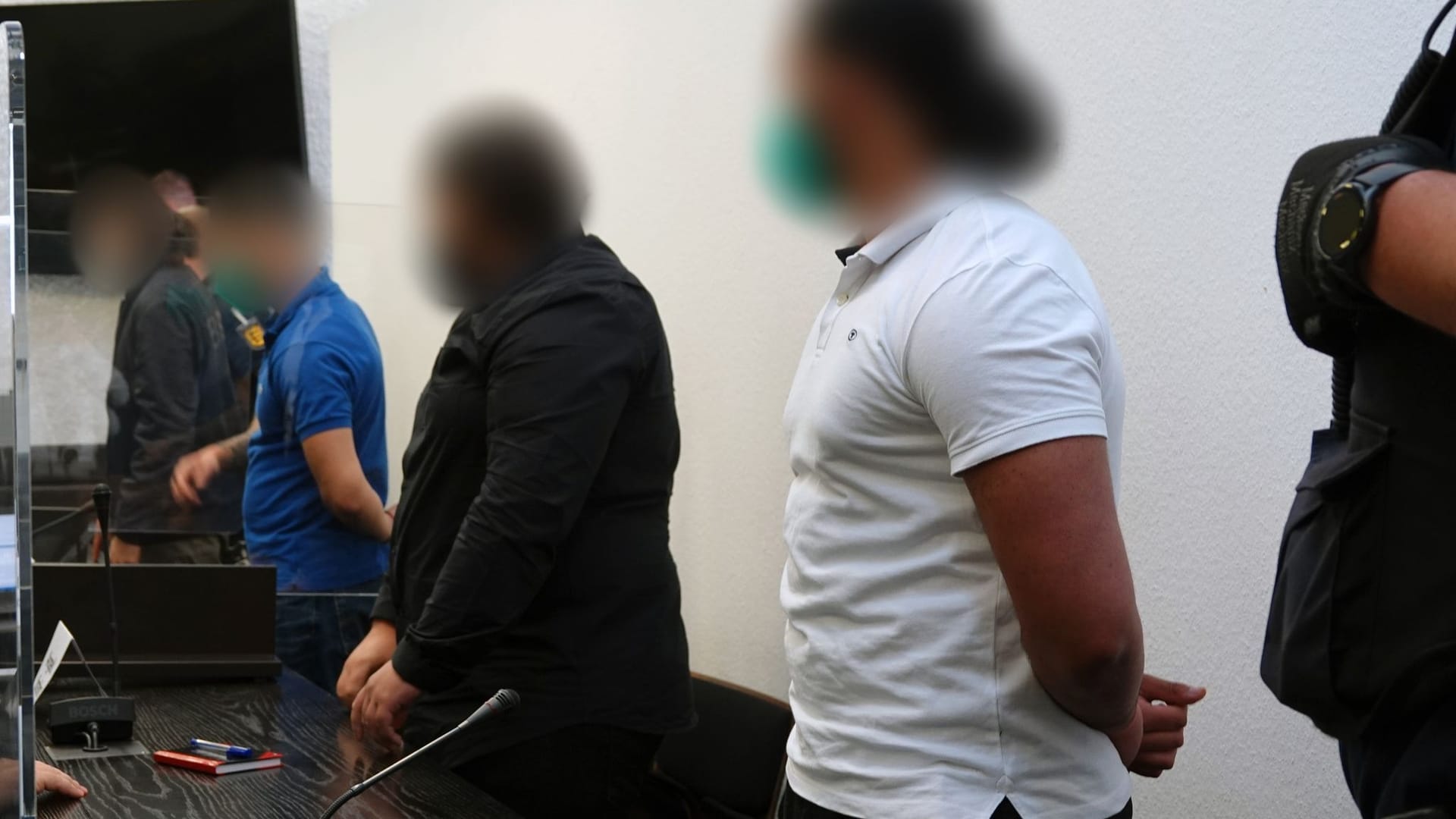 Prozess gegen vier Männer wegen Mordes Prozess gegen vier Männer wegen Mordes