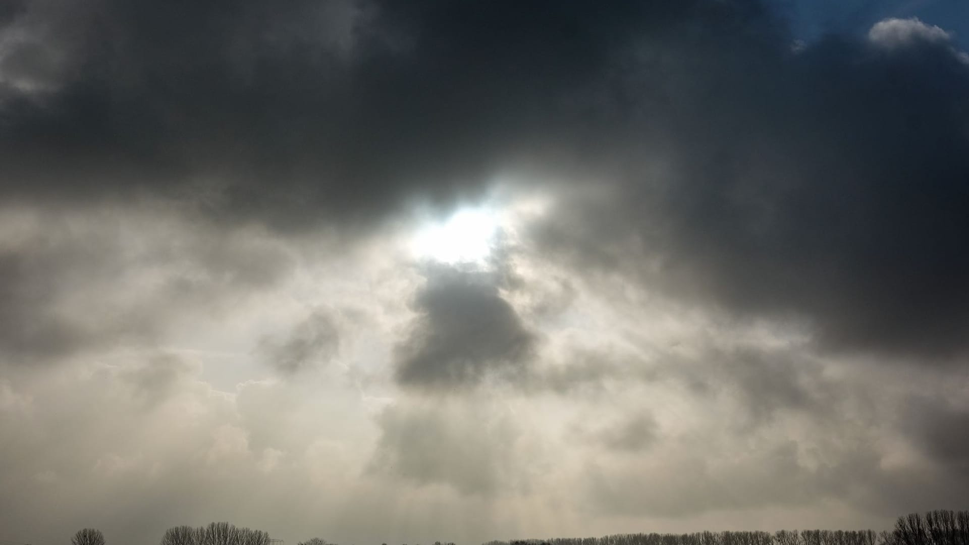 Wechselhaftes Wetter Wechselhaftes Wetter