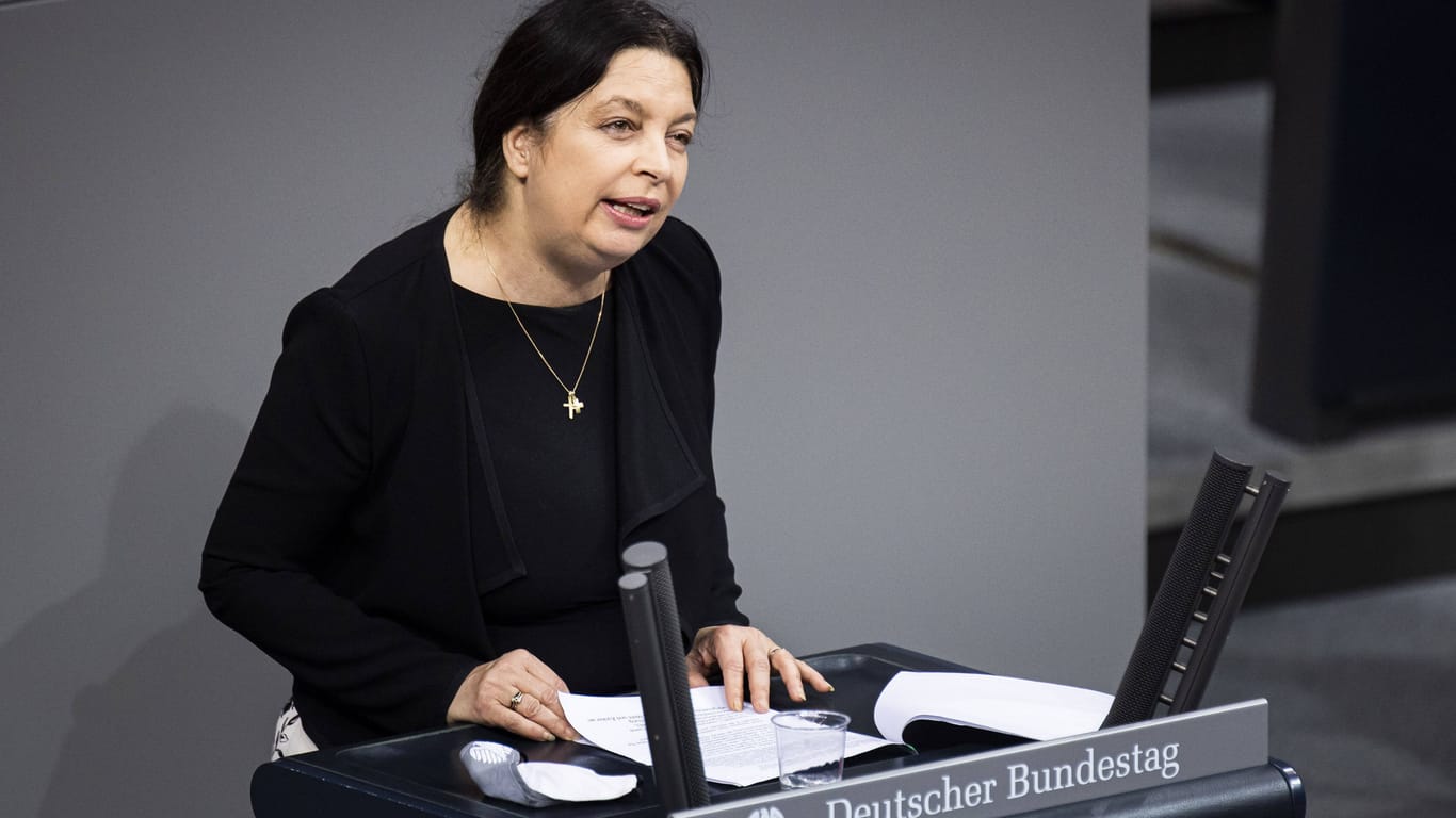 Birgit Malsack-Winkemann (AfD) spricht im Bundestag (Archiv): Sie war im März in den Richterdienst zurückgekehrt.