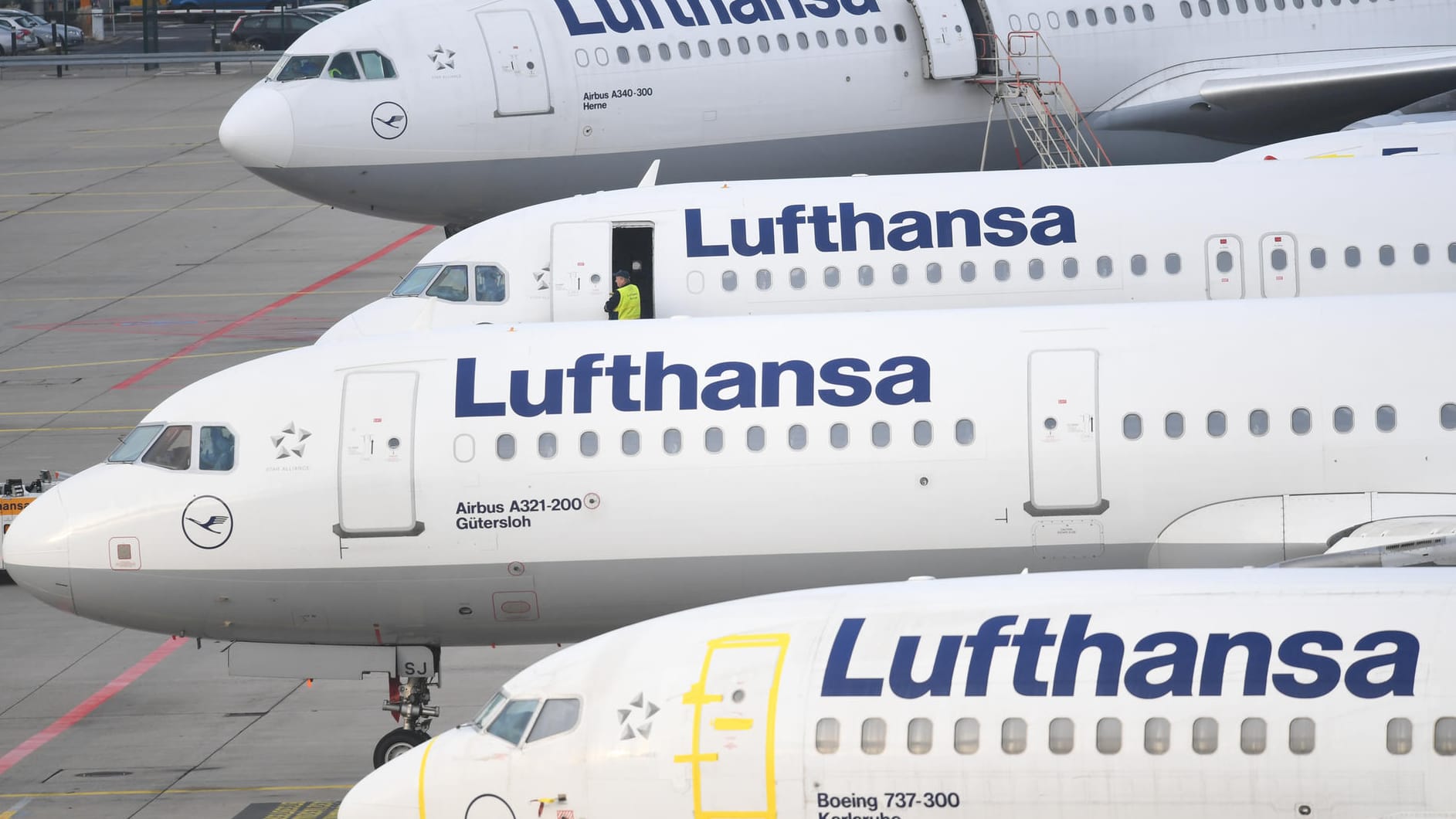 Lufthansa-Pilotenstreik in Frankfurt (Archiv). Lufthansa-Pilotenstreik in Frankfurt (Archiv).