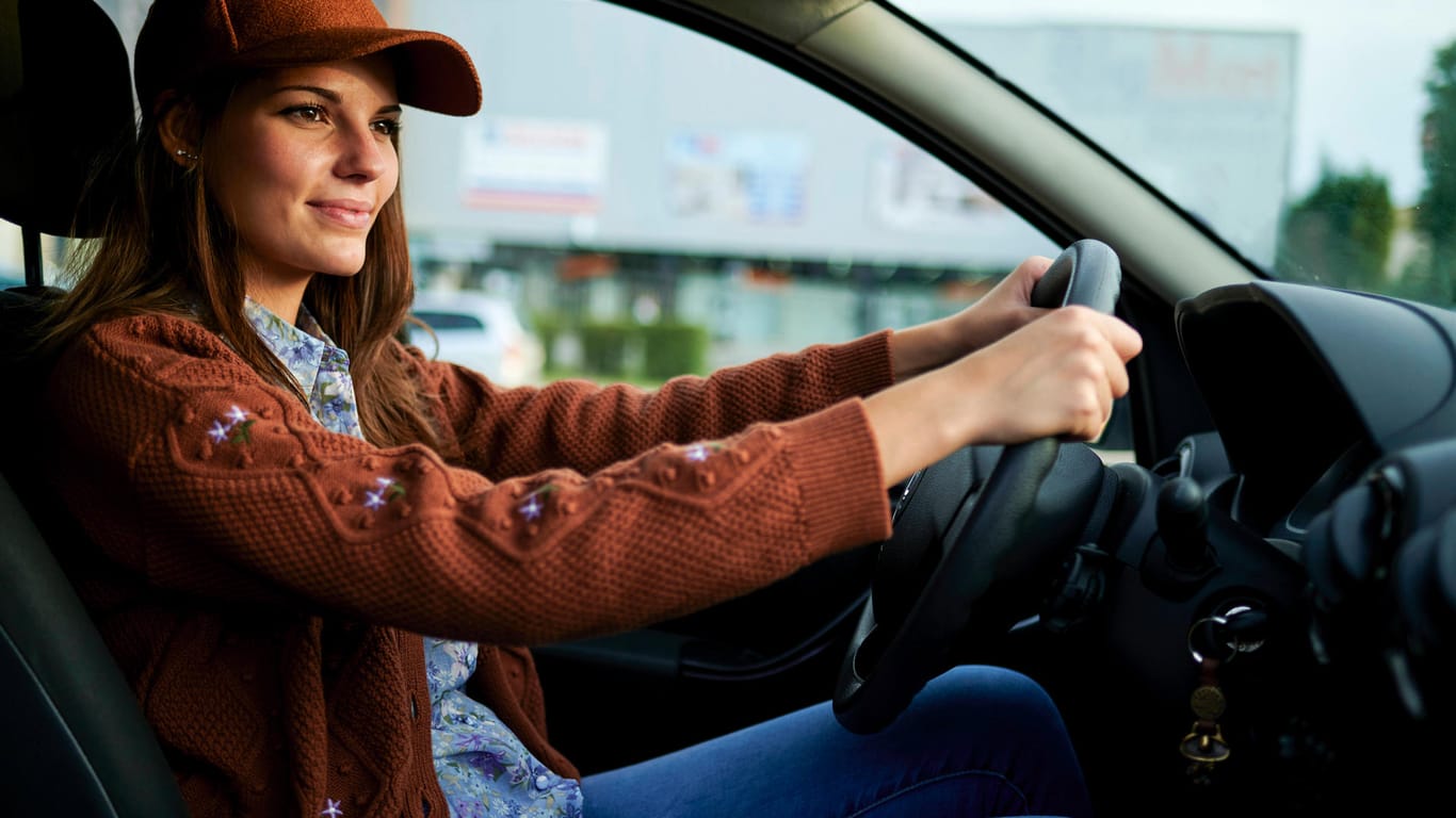 Kleinwagen statt großer Limousine: Die Wahl der Frauen ist eindeutig – und wird nicht nur vom persönlichen Geschmack bestimmt.