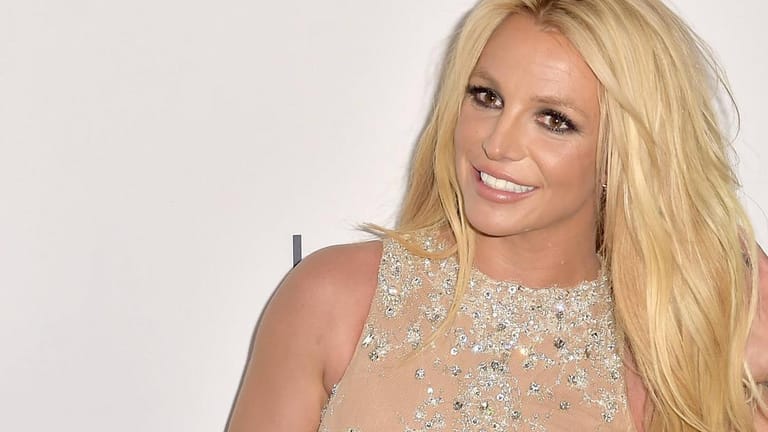 Britney Spears: Die Sängerin zeigt sich freizügig bei Instagram.