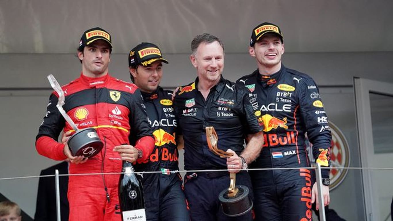Ferrari-Pilot Carlos Sainz kann sich über Platz zwei in Monaco nicht wirklich freuen.