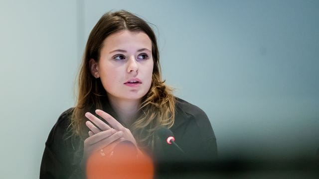 Luisa Neubauer bei einem Pressegespräch im Rahmen der UN-Klimakonferenz COP26 in Glasgow.