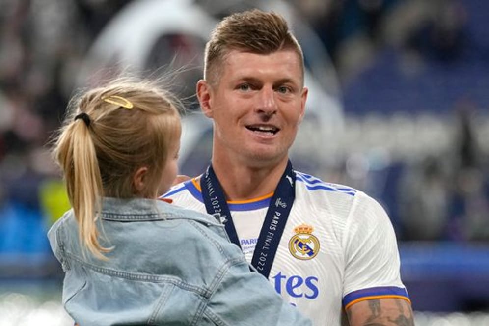 Feierte mit seinen Kindern seinen fünften Sieg der Fußball-Königsklasse: Toni Kroos.