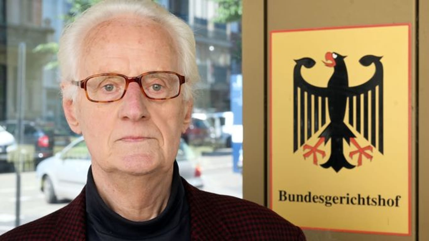 Dietrich Düllmann klagt gegen eine als "Judensau" bezeichnete Schmähplastik vor dem Bundesgerichtshof (BGH) in Karlsruhe.
