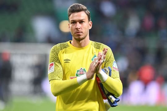 Werder-Torwart Jiri Pavlenka wurde positiv auf das Coronavirus getestet.