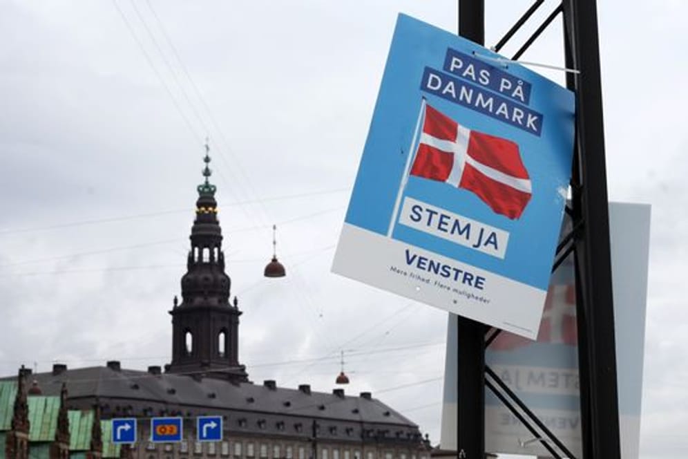Eine Partei wirbt für die Abschaffung des dänischen EU-Verteidigungsvorbehalts.