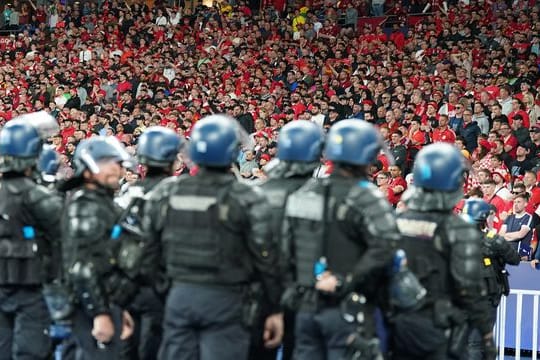 Die französische Polizei begeleitete das Finale der Champions League in Paris mit einem Großaufgebot.