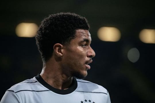 Die FIFA genehmigte den Wechsel Malik Tillmans vom Deutschen Fußball-Bund zum US-Verband.