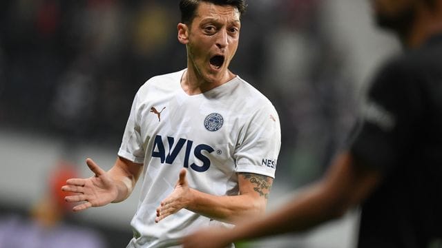 Will seine Karriere bei Fenerbahçe beenden: Mesut Özil.