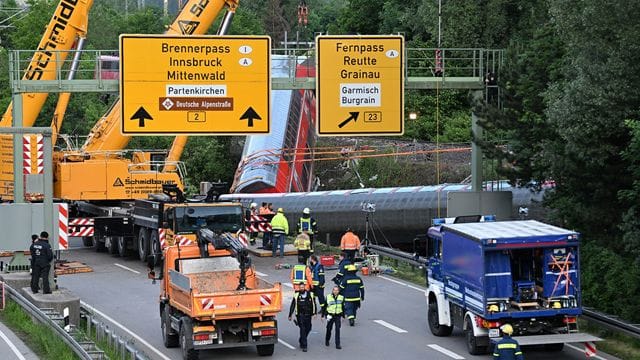 Straßen wurden gesperrt.