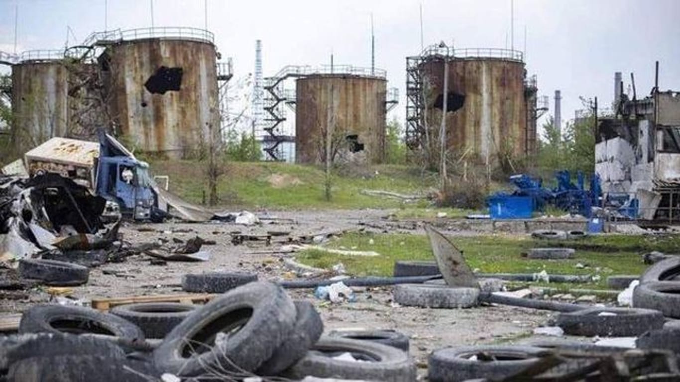 Eine zerstörte Chemiefabrik in Sjewjerodonezk.