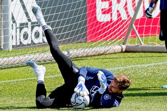 Torhüter Kevin Trapp beim Torwarttraining der Nationalmannschaft.