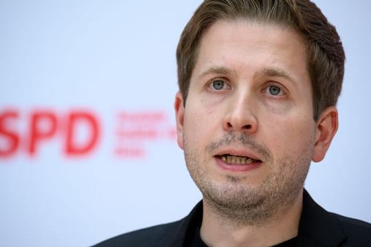 SPD-Generalsekretär Kevin Kühnert: "So etwas gab es noch nie und darf es niemals geben.