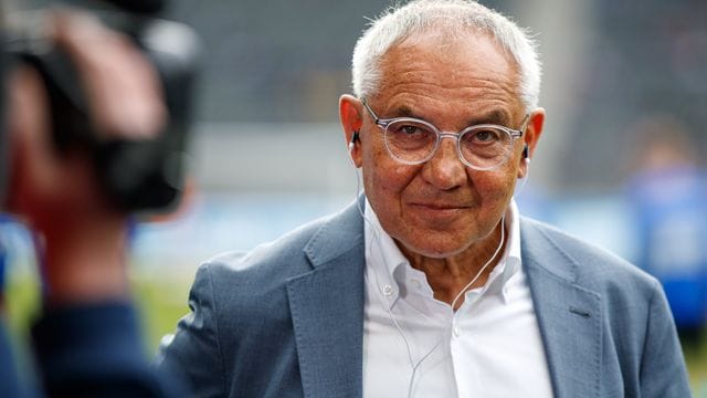 Hält den Fall des abwanderungswilligen Robert Lewandowski beim FC Bayern München für ein "Grundsatz-Problem": Felix Magath. Hält den Fall des abwanderungswilligen Robert Lewandowski beim FC Bayern München für ein "Grundsatz-Problem": Felix Magath.