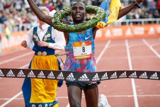 Felix Kirwa aus Kenia hat den Stockholm-Marathon gewonnen.