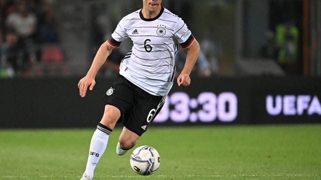 Beim Comeback rieb sich der Taktgeber in der Zentrale auf: Joshua Kimmich. Beim Comeback rieb sich der Taktgeber in der Zentrale auf: Joshua Kimmich.