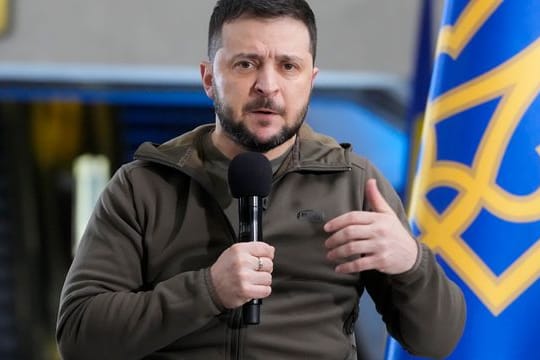 Auch der Präsident der Ukraine, Wolodymyr Selenskyj, ist für den Neustart der Fußball-Meisterschaft.