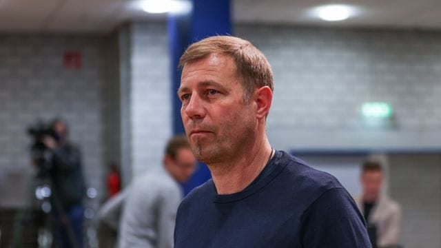 Die Berufung von Frank Kramer auf den Trainerposten des FC Schalke 04 stößt nicht auf einheitliche Zustimmung. Die Berufung von Frank Kramer auf den Trainerposten des FC Schalke 04 stößt nicht auf einheitliche Zustimmung.
