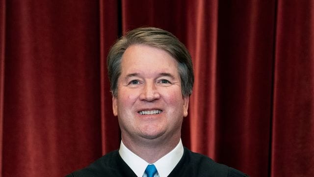 Wurde vor seinem Haus von einem Bewaffneten bedroht: Supreme-Court-Richter Brett Kavanaugh. Wurde vor seinem Haus von einem Bewaffneten bedroht: Supreme-Court-Richter Brett Kavanaugh.