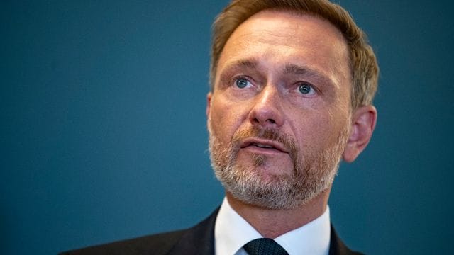 Finanzminister Lindner will offen über eine Rückkehr zur Kernkraft diskutieren. Finanzminister Lindner will offen über eine Rückkehr zur Kernkraft diskutieren.