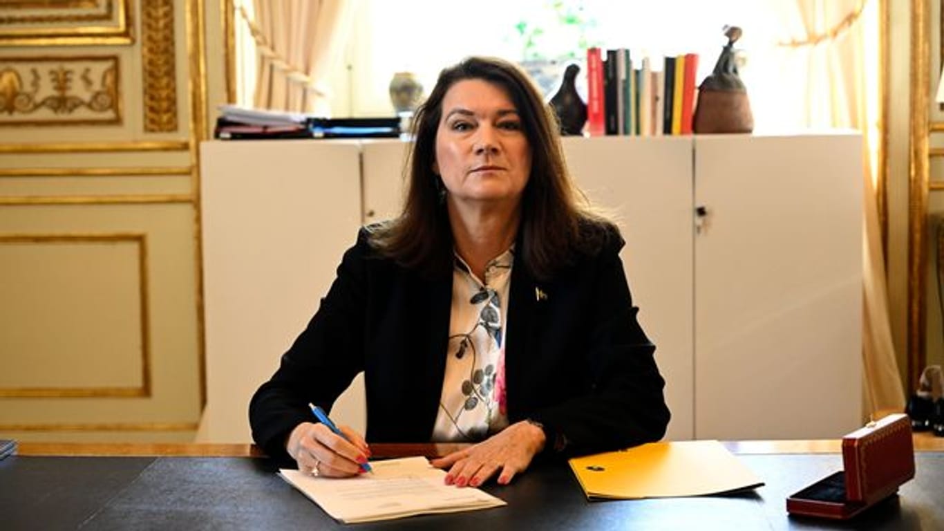 Die schwedische Außenministerin Ann Linde unterzeichnete Mitte Mai den Antrag Schwedens auf Nato-Mitgliedschaft.