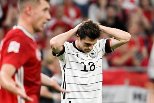 Hat nicht nur mit seinem Tor auf sich aufmerksam gemacht: Jonas Hofmann (M).