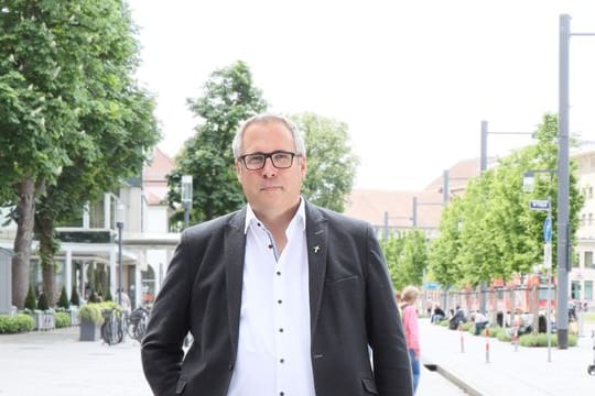 Der frühere ranghohe Geistliche Andreas Strum ist aus der katholischen Kirche ausgetreten und gleichzeitig der Altkatholischen Kirche beigetreten, für die er künftig als Priester am Bodensee arbeitet.